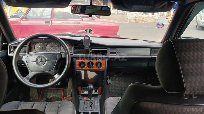 Mercedes 190 1992, 350,000 km - 2.0 l - Gəncə