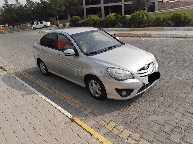 Hyundai Accent 2009, 130,799 km - 1.4 л - Bakı