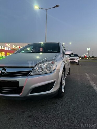 Opel Astra 2010, 420,000 km - 1.3 l - Bakı
