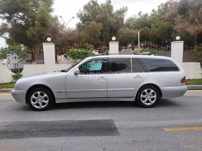Mercedes E 220 1999, 341,778 km - 2.2 l - Bakı