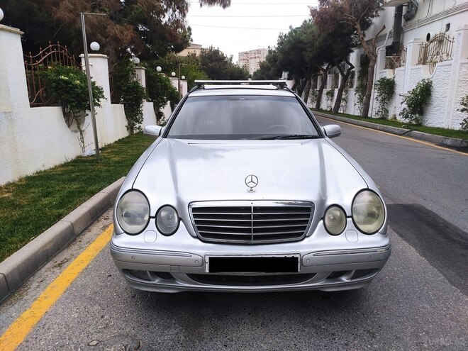 Mercedes E 220 1999, 341,778 km - 2.2 l - Bakı
