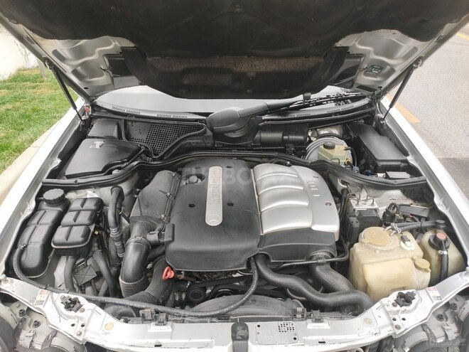 Mercedes E 220 1999, 341,778 km - 2.2 l - Bakı