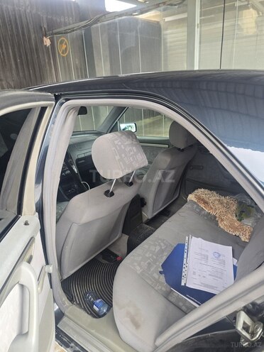 Mercedes C 200 1995, 484,800 km - 2.0 l - Bakı
