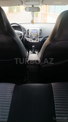 Hyundai i30 2010, 253,800 km - 1.4 l - Bakı