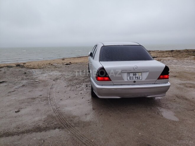 Mercedes C 240 1999, 232,157 km - 2.4 л - Bakı