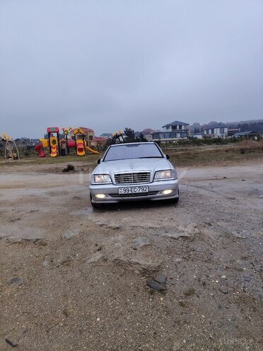 Mercedes C 240 1999, 232,157 km - 2.4 л - Bakı