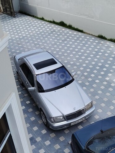 Mercedes C 240 1999, 232,157 km - 2.4 л - Bakı