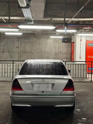 Mercedes C 240 1999, 232,157 km - 2.4 л - Bakı