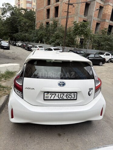 Toyota Aqua 2019, 140,000 km - 1.5 л - Bakı