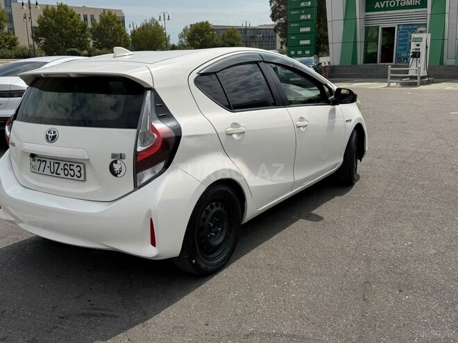 Toyota Aqua 2019, 140,000 km - 1.5 л - Bakı