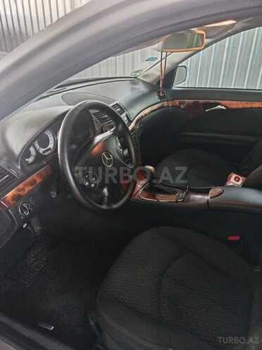 Mercedes E 240 2004, 333,000 km - 2.6 л - Cəlilabad