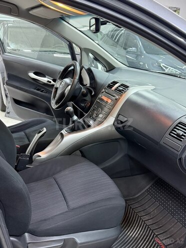 Toyota Auris 2007, 236,000 km - 1.4 l - Sumqayıt