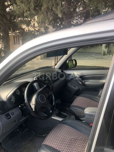 Toyota RAV4 2002, 395,000 km - 2.0 л - Bakı