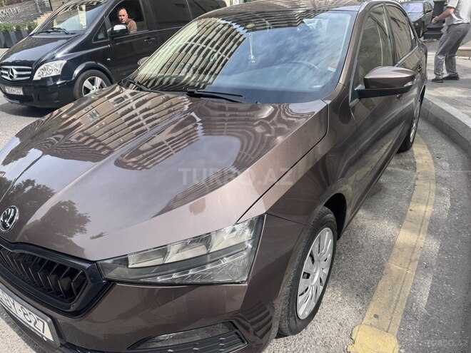 Skoda Rapid 2021, 90,000 km - 1.6 л - Bakı