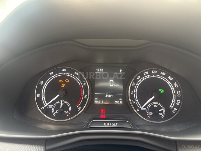 Skoda Rapid 2021, 90,000 km - 1.6 л - Bakı