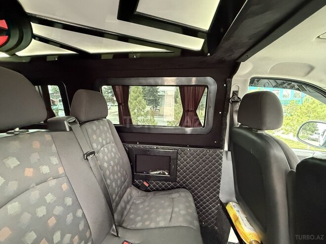 Mercedes  2008, 350,000 km - 2.1 l - Quba