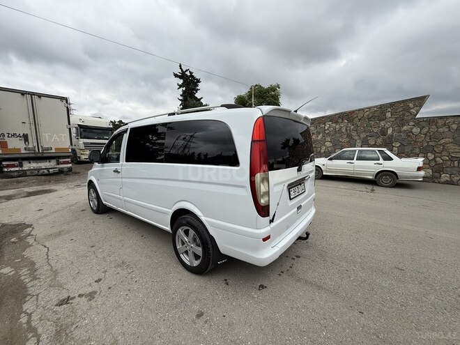 Mercedes  2008, 350,000 km - 2.1 l - Quba