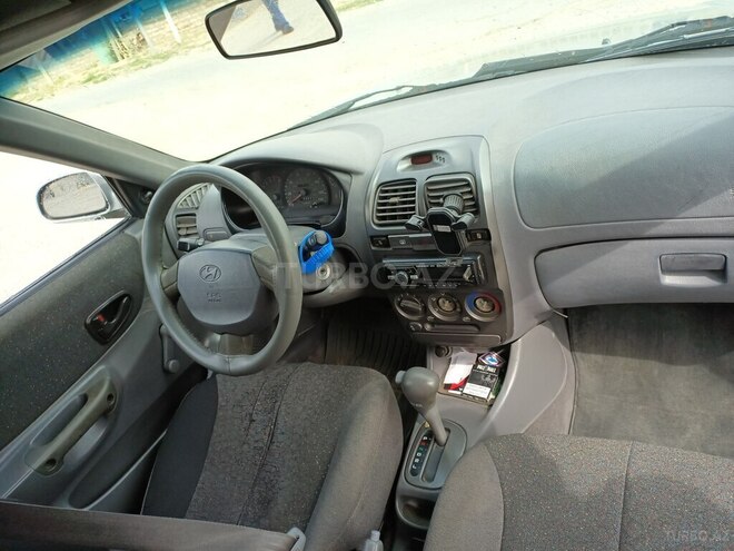 Hyundai Accent 2002, 338,222 km - 1.6 л - Bakı