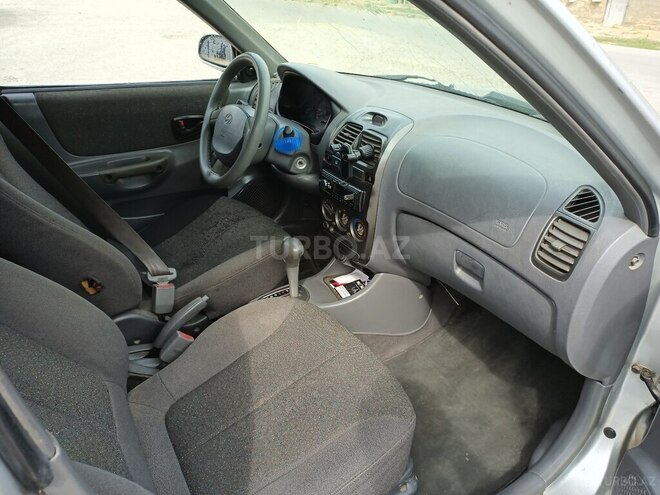 Hyundai Accent 2002, 338,222 km - 1.6 л - Bakı