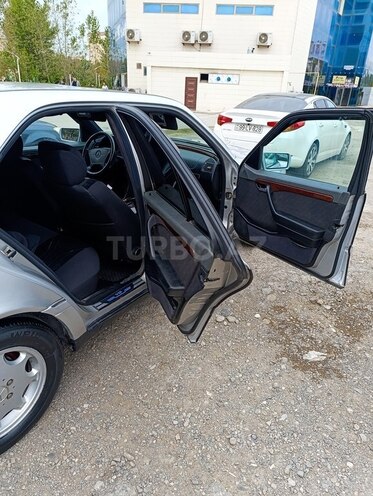 Mercedes C 200 1996, 423,000 km - 2.0 л - Sumqayıt