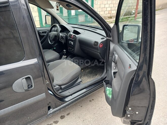 Opel Combo 2008, 206,000 km - 1.3 l - Quba
