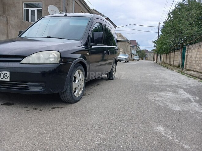 Opel Combo 2008, 206,000 km - 1.3 l - Quba