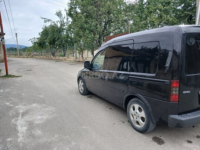 Opel Combo 2008, 206,000 km - 1.3 l - Quba