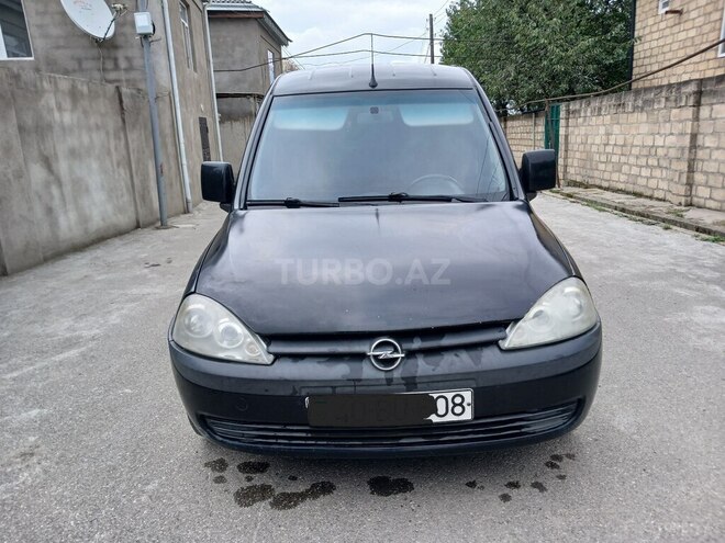 Opel Combo 2008, 206,000 km - 1.3 l - Quba
