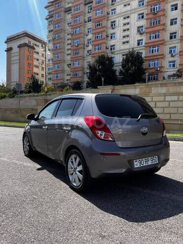 Hyundai i20 2012, 129,000 km - 1.4 l - Bakı