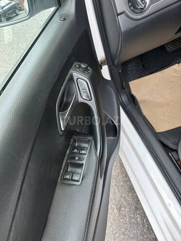 Volkswagen Polo 2010, 268,376 km - 1.4 л - Bakı