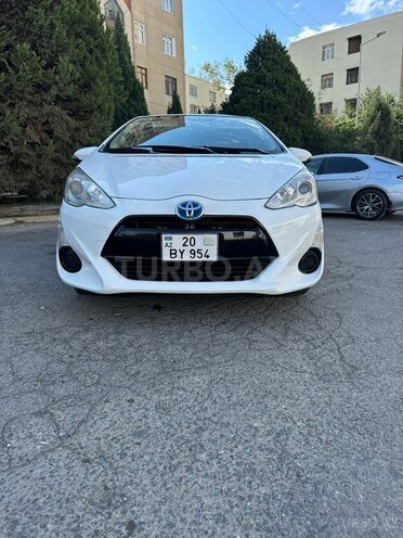 Toyota Aqua 2014, 316,000 km - 1.5 л - Gəncə