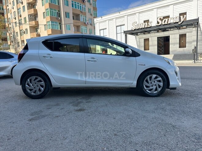 Toyota Aqua 2014, 316,000 km - 1.5 л - Gəncə