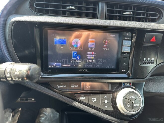 Toyota Aqua 2014, 316,000 km - 1.5 л - Gəncə