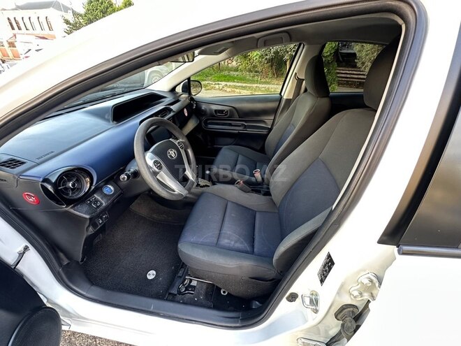 Toyota Aqua 2014, 316,000 km - 1.5 л - Gəncə