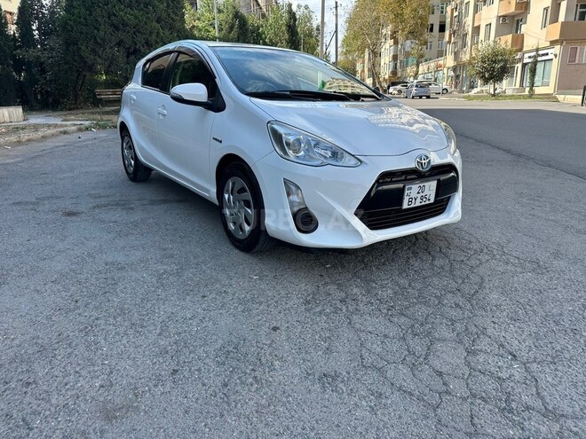 Toyota Aqua 2014, 316,000 km - 1.5 л - Gəncə