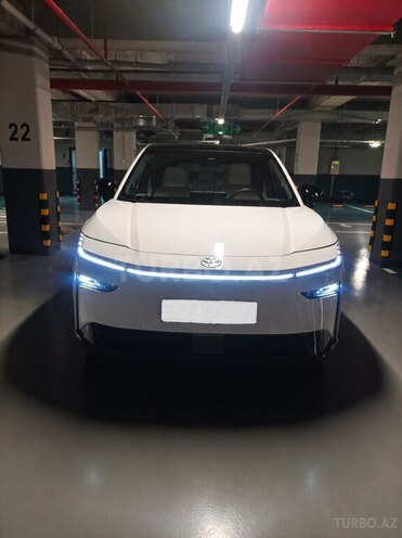 Toyota  2025, 6,610 km - 0.0 л - Bakı