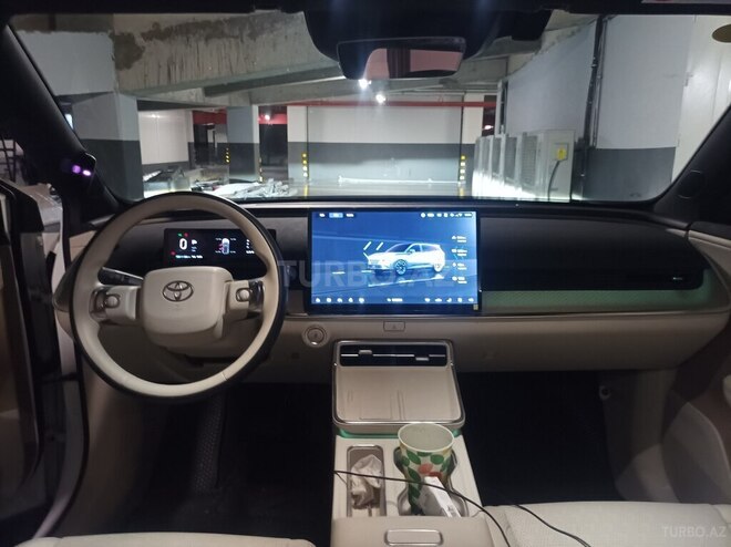 Toyota  2025, 6,610 km - 0.0 л - Bakı