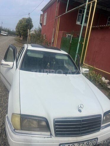 Mercedes C 200 1995, 320,000 km - 2.0 л - Cəlilabad