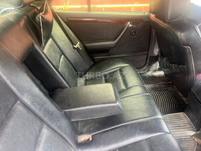 Mercedes C 200 1995, 320,000 km - 2.0 л - Cəlilabad