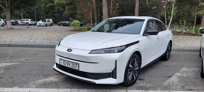 Changan Qiyuan A05 2025, 31,000 km - 1.5 л - Sumqayıt