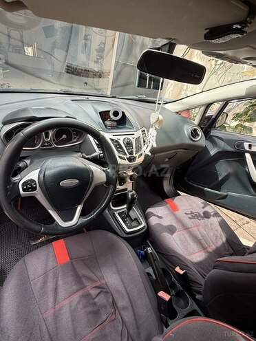 Ford Fiesta 2012, 228,680 km - 1.4 l - Bakı