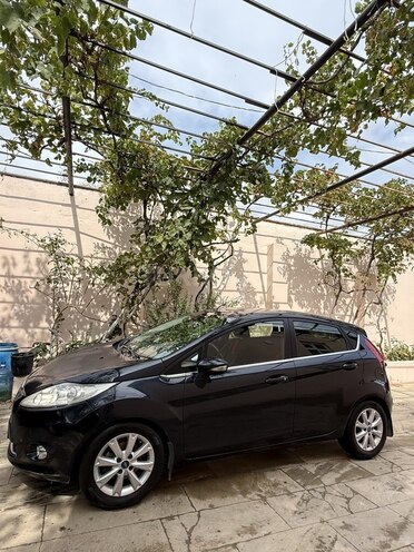 Ford Fiesta 2012, 228,680 km - 1.4 l - Bakı