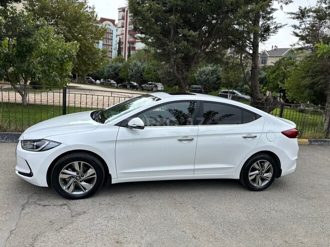 Hyundai Elantra 2016, 71,297 km - 1.6 l - Bakı