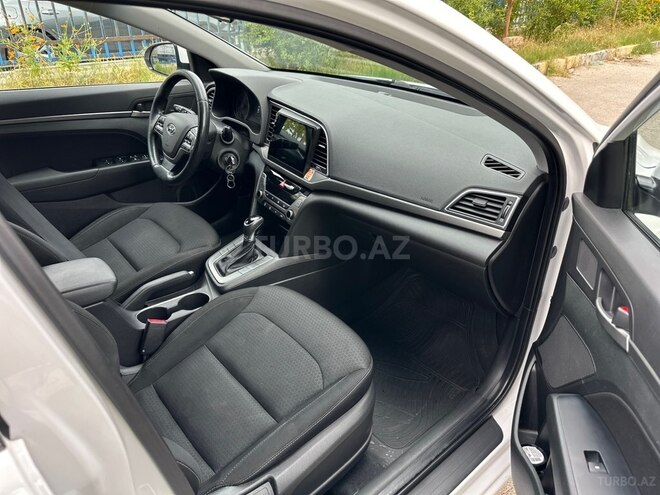Hyundai Elantra 2016, 71,297 km - 1.6 l - Bakı