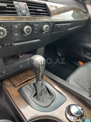BMW 525 2004, 399,500 km - 2.5 l - Bakı