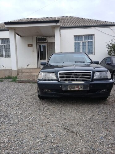 Mercedes C 220 1999, 752,432 km - 2.2 l - Bakı