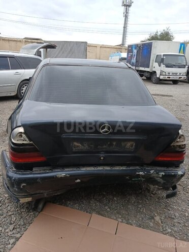 Mercedes C 220 1999, 752,432 km - 2.2 l - Bakı