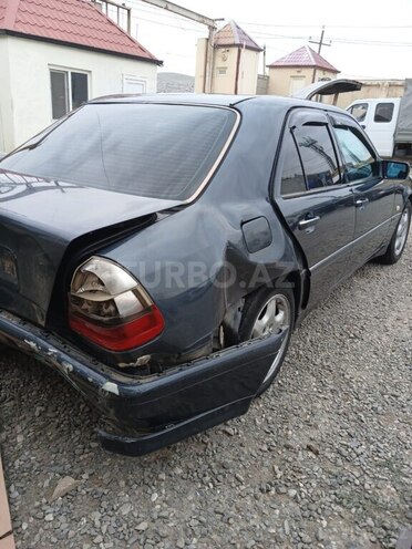 Mercedes C 220 1999, 752,432 km - 2.2 l - Bakı