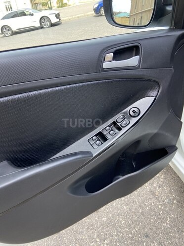 Hyundai Accent 2012, 307,333 km - 1.6 l - Bakı