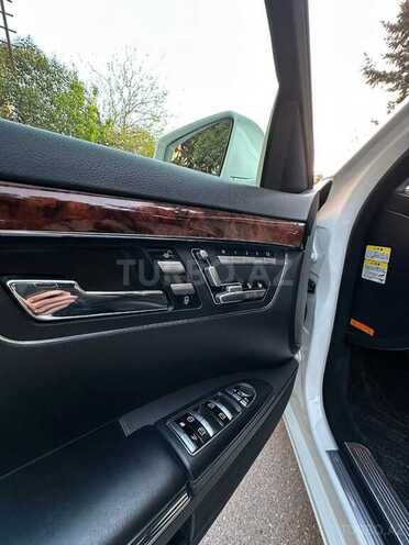 Mercedes S 350 2011, 137,400 km - 3.5 l - Bakı
